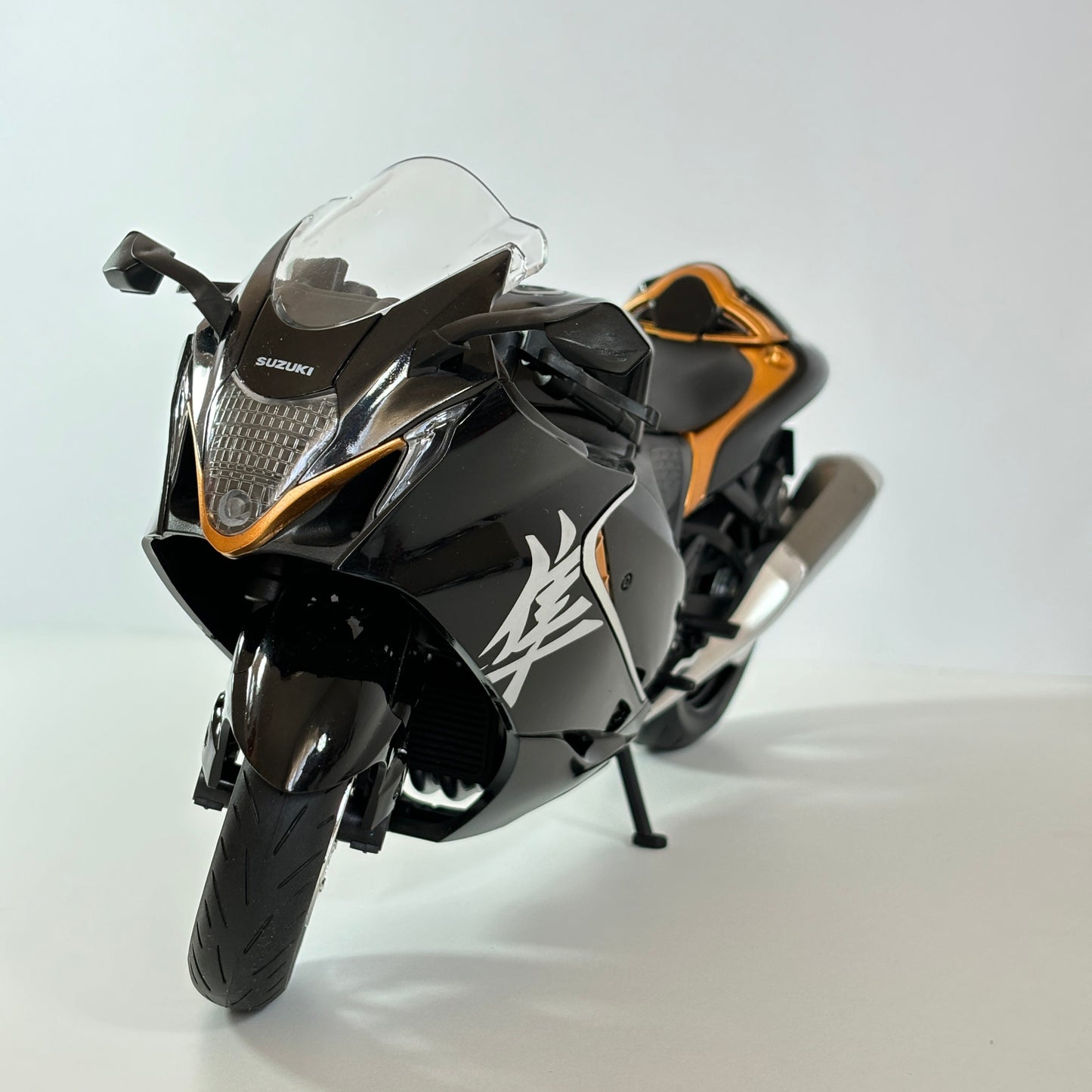 Hayabusa 1:9 Ölçek Premium Model