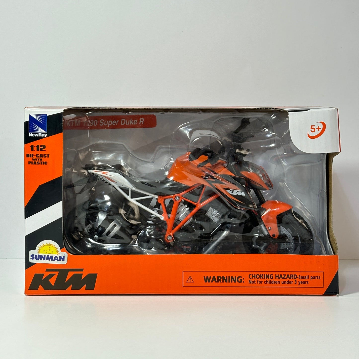 Duke 1290 1:12 Ölçek