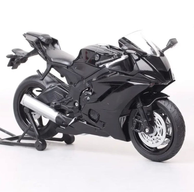 Yamaha Yzf R6 1:12 Ölçek