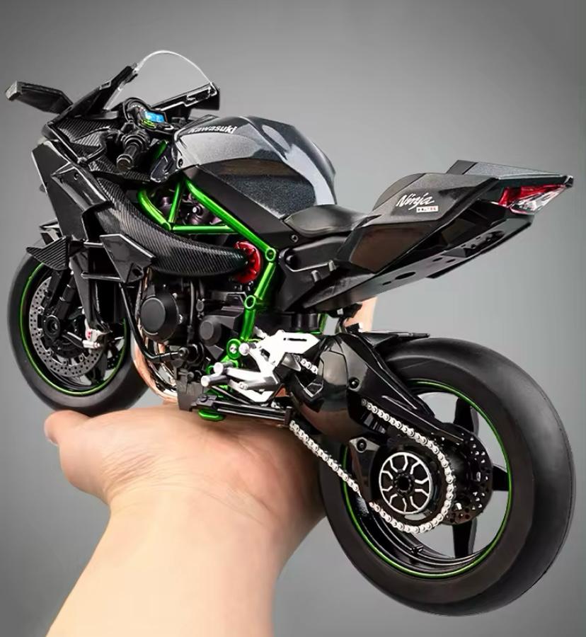 Kawasaki H2R Premium Version 1/9 Dev Ölçek